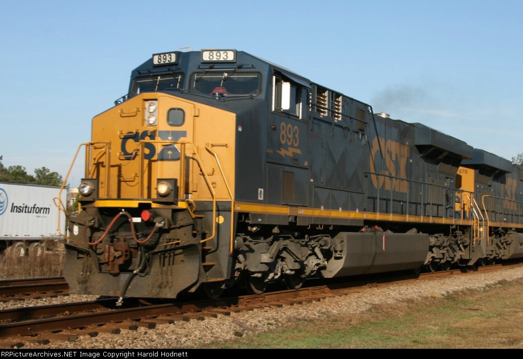 CSX 893